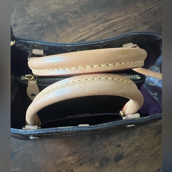 Louis Vuitton LV Monogram Montaigne BB - Picture 5 of 7